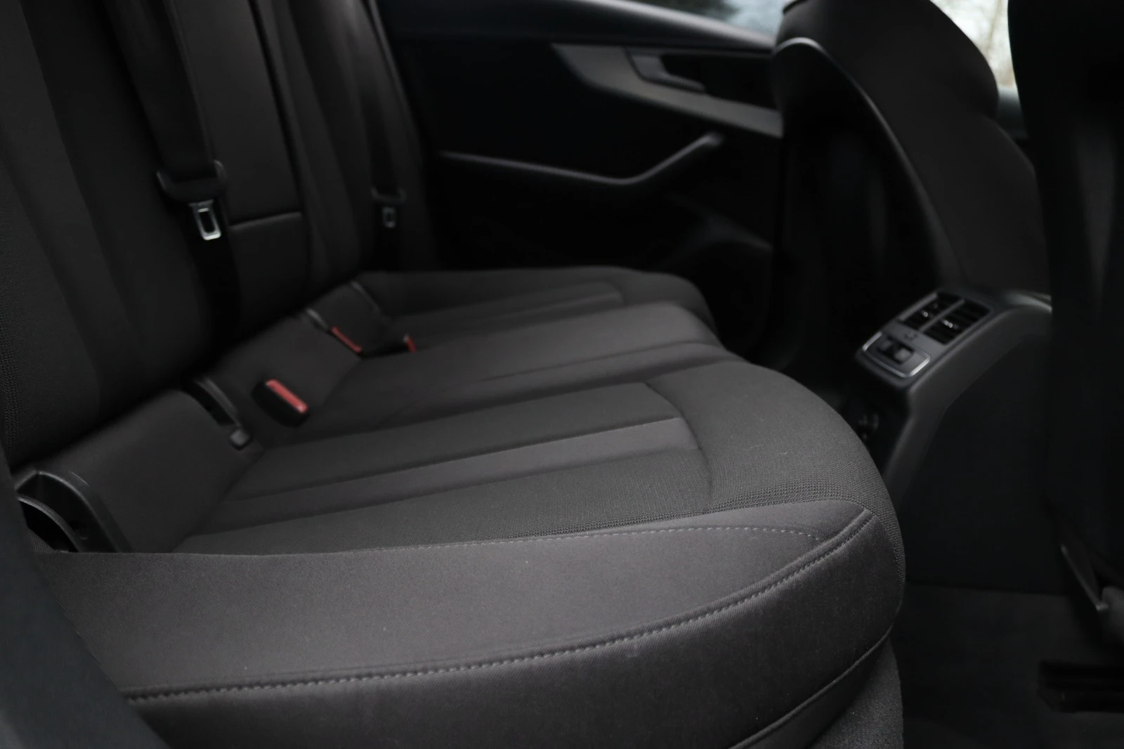 Audi A4 35 TDI Sport | Mobile.bg � ����������� 17
