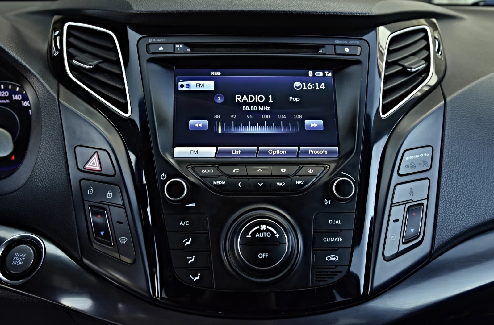 Hyundai I40 1.7 CRDI, NAVIGATION, снимка 4 - Автомобили и джипове - 54797949