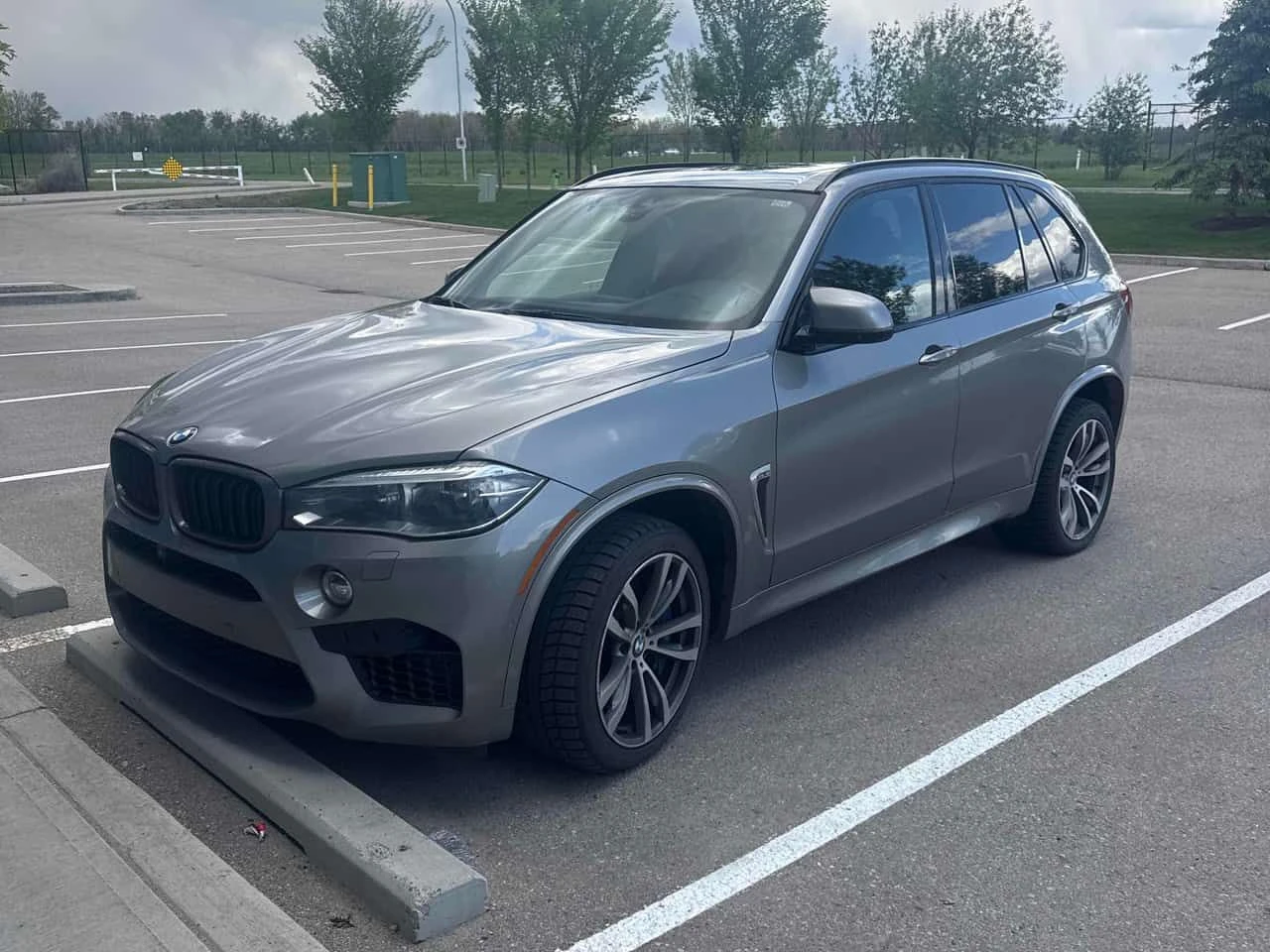 BMW X5M  | 360 | HEAD-UP | RED INT 
