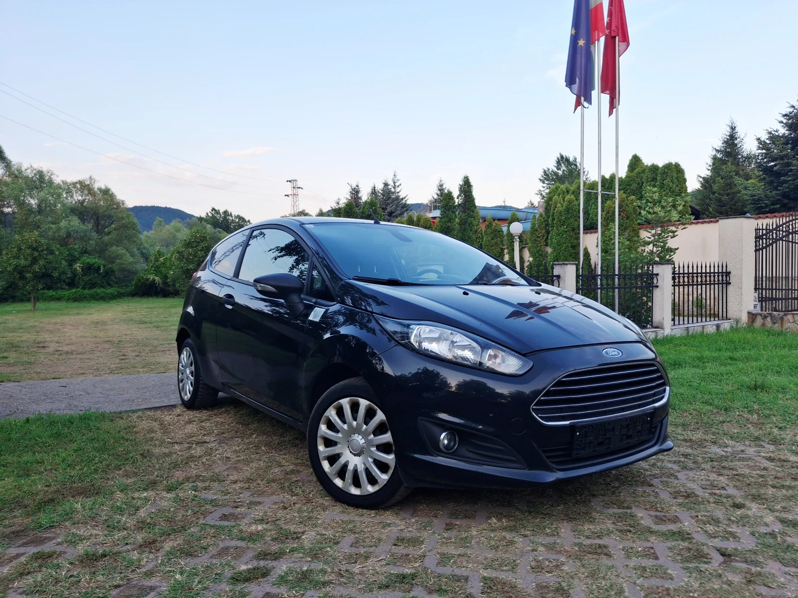 Ford Fiesta 1.4tdci.товарен.клима., снимка 2 - Автомобили и джипове - 55105276
