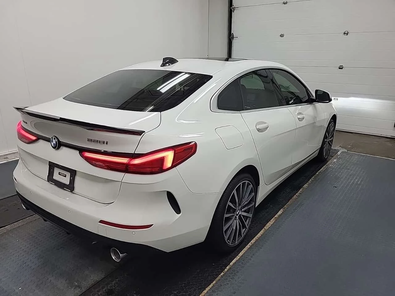 BMW 228 * XDRIVE * ПОДГРЕВИ * BLIND SPOT * CARFAX * , снимка 5 - Автомобили и джипове - 55493460