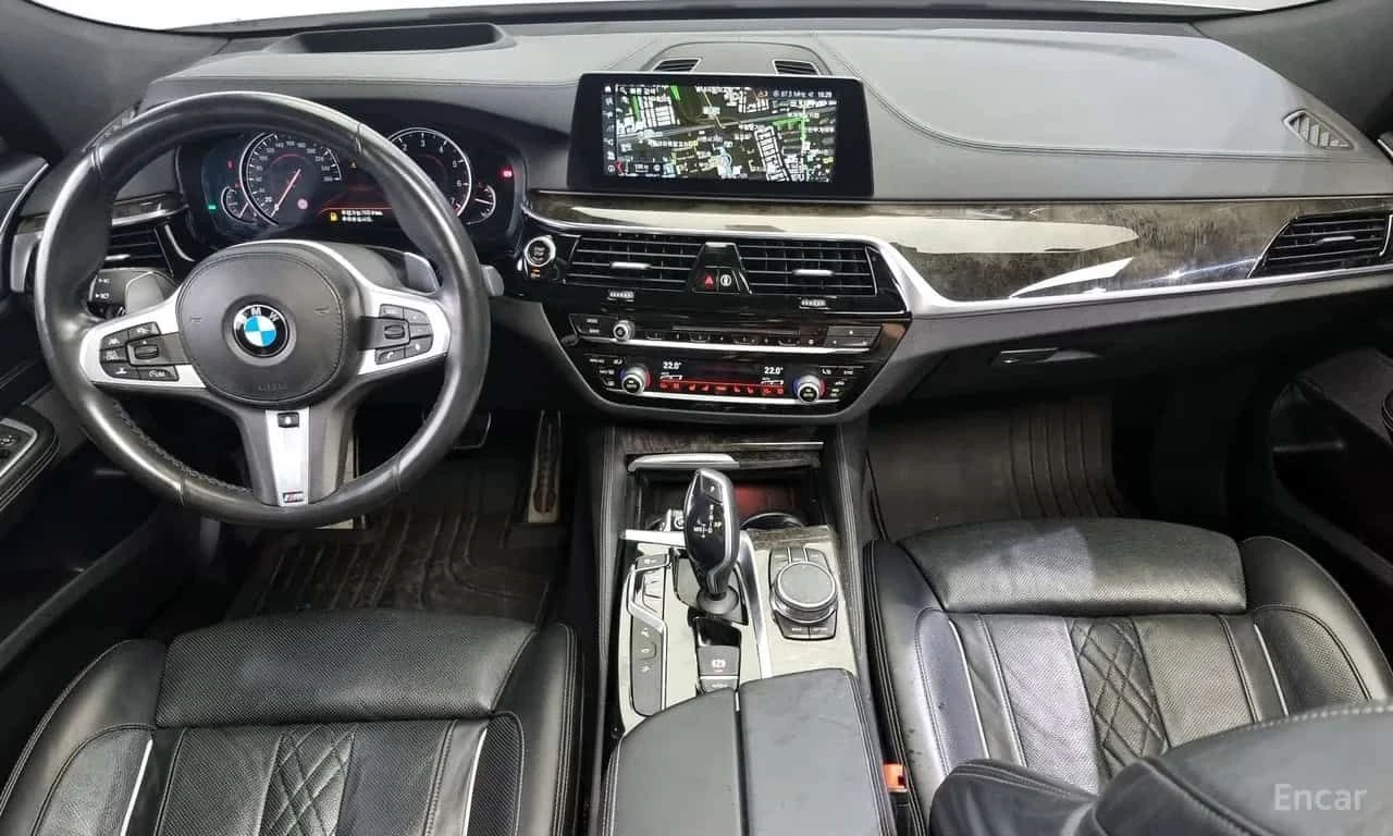 BMW 640 * 640i xDrive M Sport * CARFAX * ЦЕНА ДО БГ, снимка 8 - Автомобили и джипове - 55556917