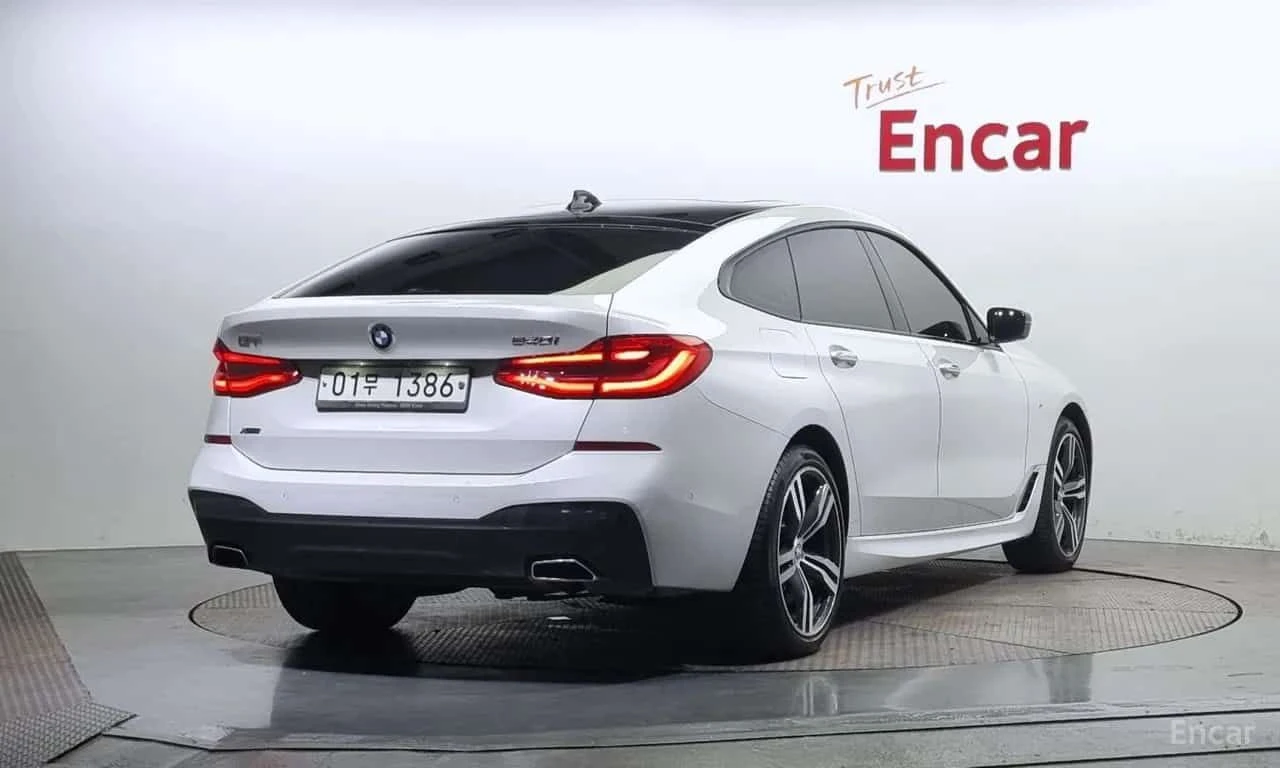 BMW 640 * 640i xDrive M Sport * CARFAX * ЦЕНА ДО БГ, снимка 2 - Автомобили и джипове - 55556917