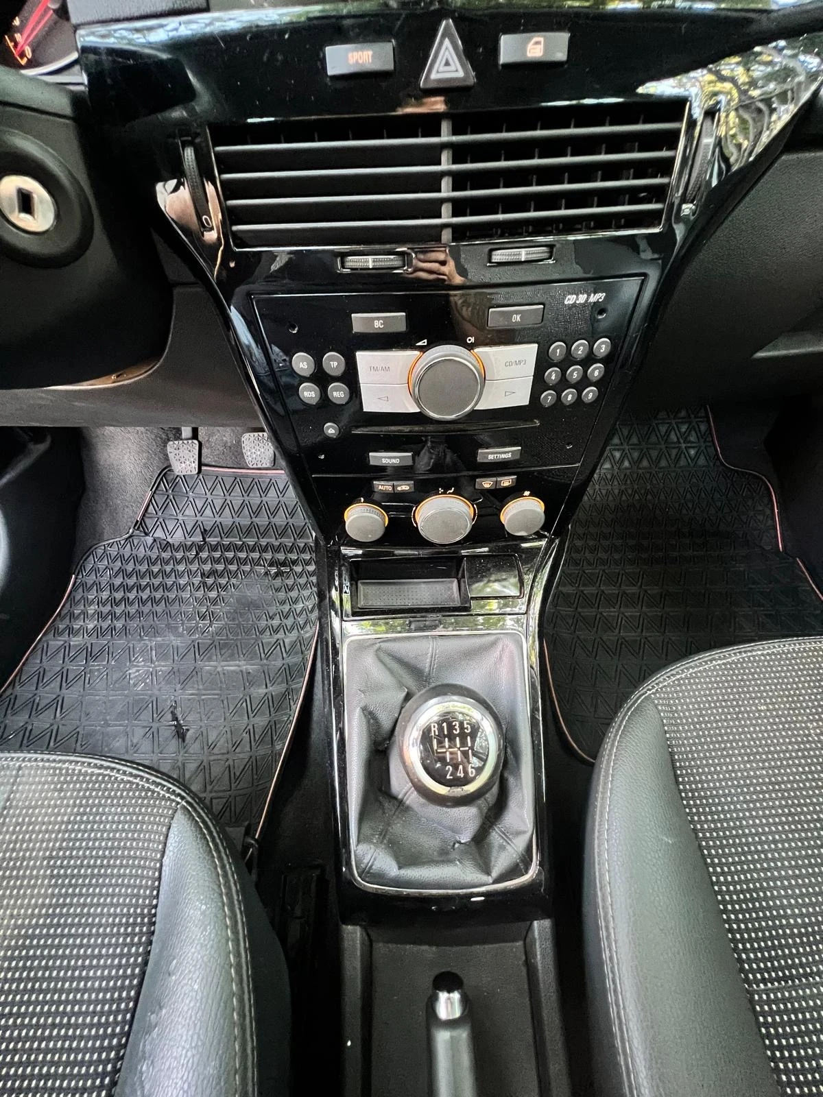 Opel Astra 00491759595225, снимка 9 - Автомобили и джипове - 55565249