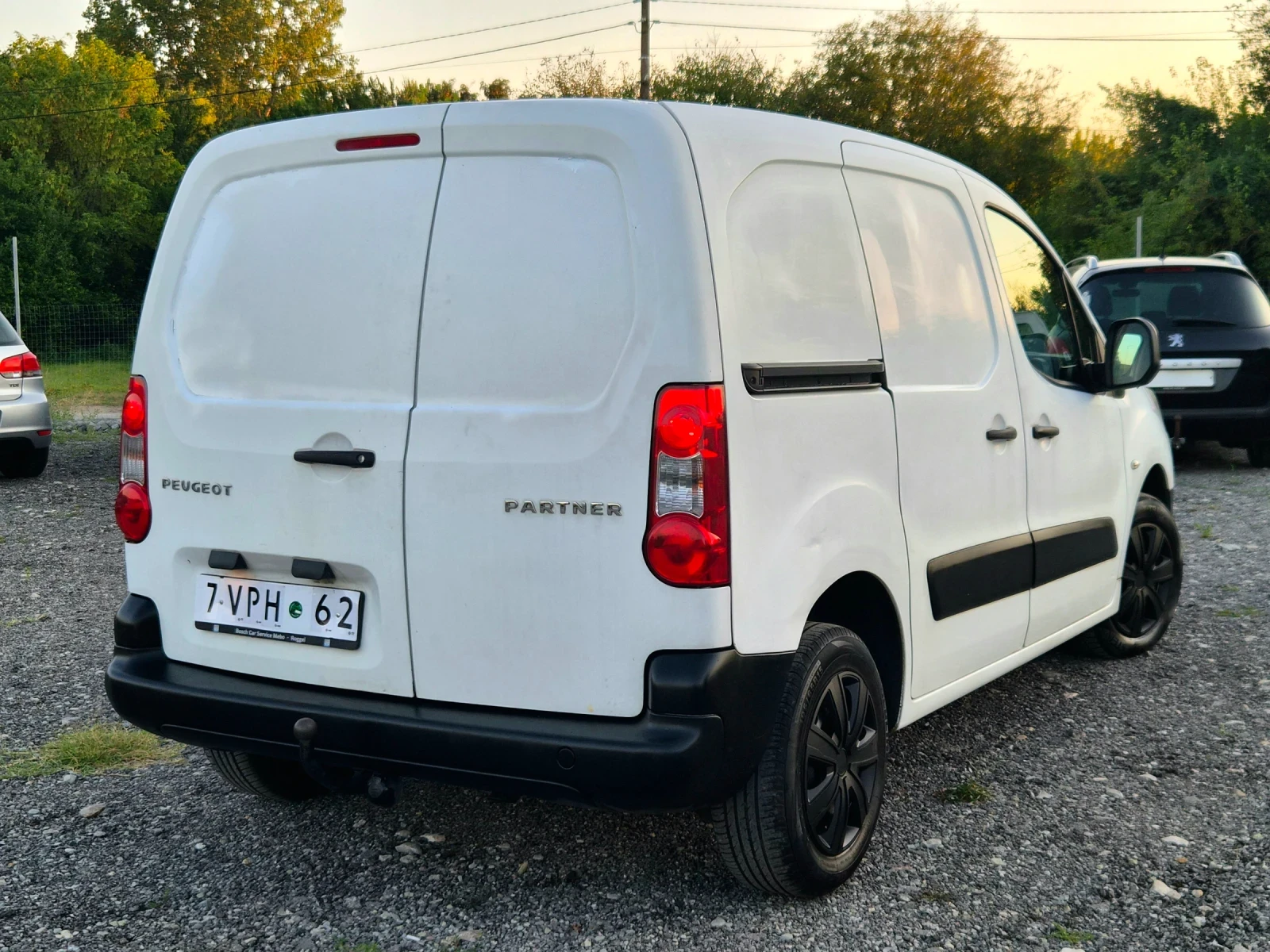 Peugeot Partner 1.6HDI CLIMA TOP, снимка 4 - Автомобили и джипове - 55623359
