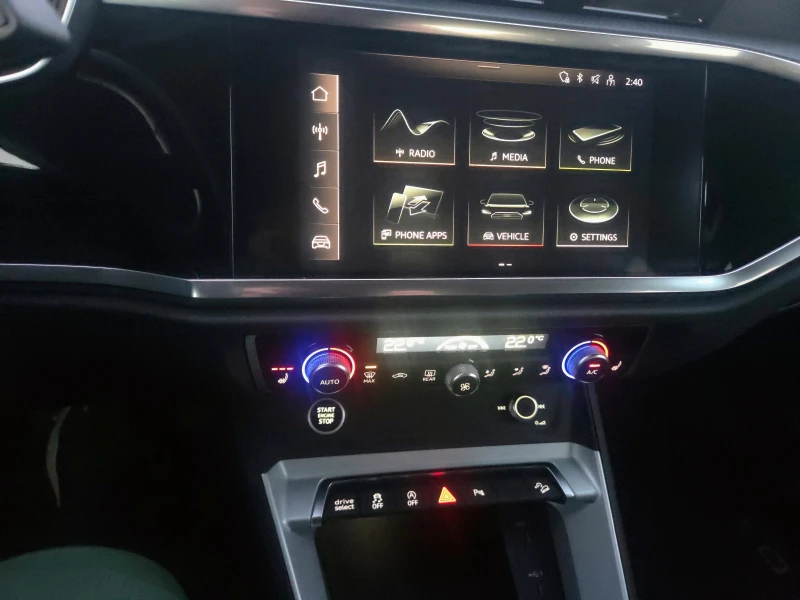 Audi Q3, снимка 11 - Автомобили и джипове - 52967371