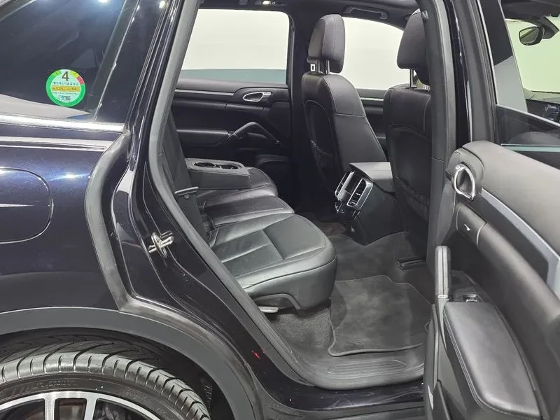 Porsche Cayenne 3.0 Diesel 958, снимка 12 - Автомобили и джипове - 56251988