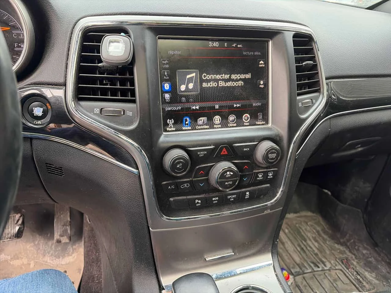 Jeep Grand cherokee Trailhawk/CARFAX/ПОДГРЕВИ/ШИБИДАХ - изображение 9