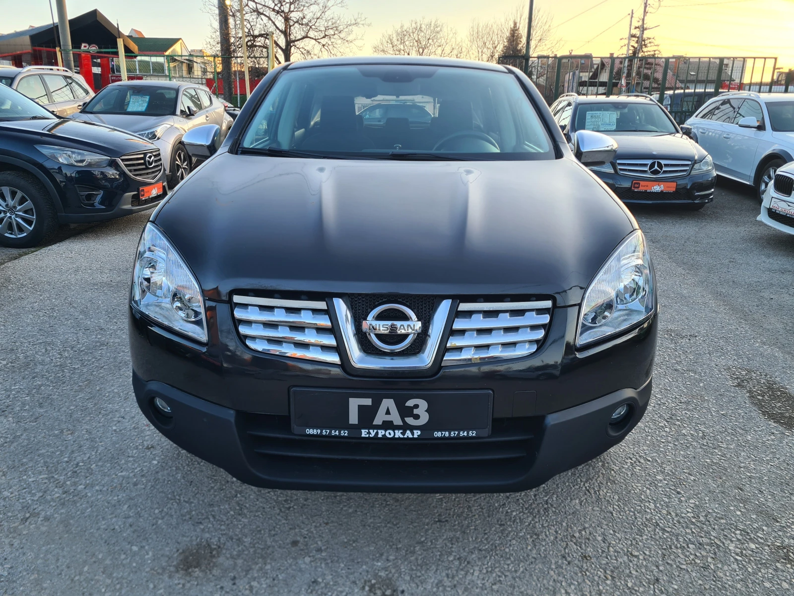 Nissan Qashqai 1.6i-GPL-НАВИ.-ЛИЗИНГ, снимка 2 - Автомобили и джипове - 53817885