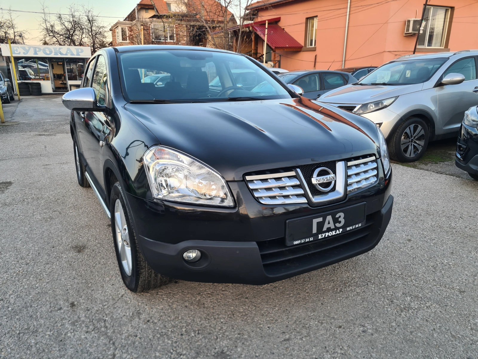 Nissan Qashqai 1.6i-GPL-НАВИ.-ЛИЗИНГ, снимка 3 - Автомобили и джипове - 53817885