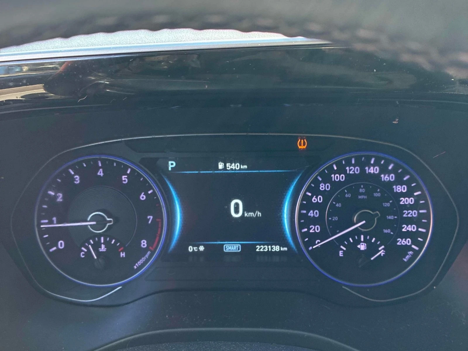 Hyundai Palisade Luxury* Distronic* Keyless* 360View* Обдух* Подгре, снимка 10 - Автомобили и джипове - 53863573