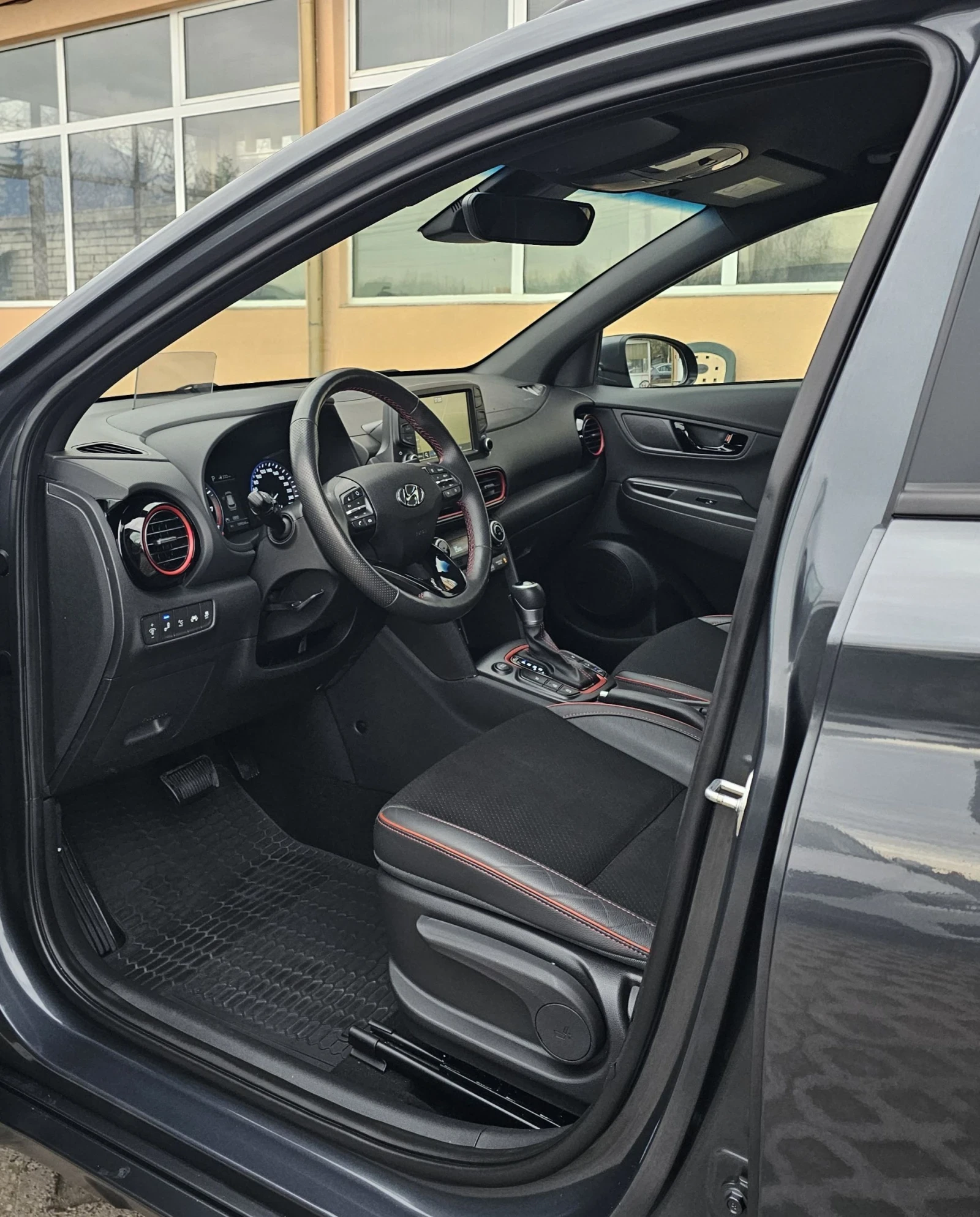 Hyundai Kona 1.6 T-GDI 177к.с. 4WD Premium Head-Up KRELL, снимка 7 - Автомобили и джипове - 53917636