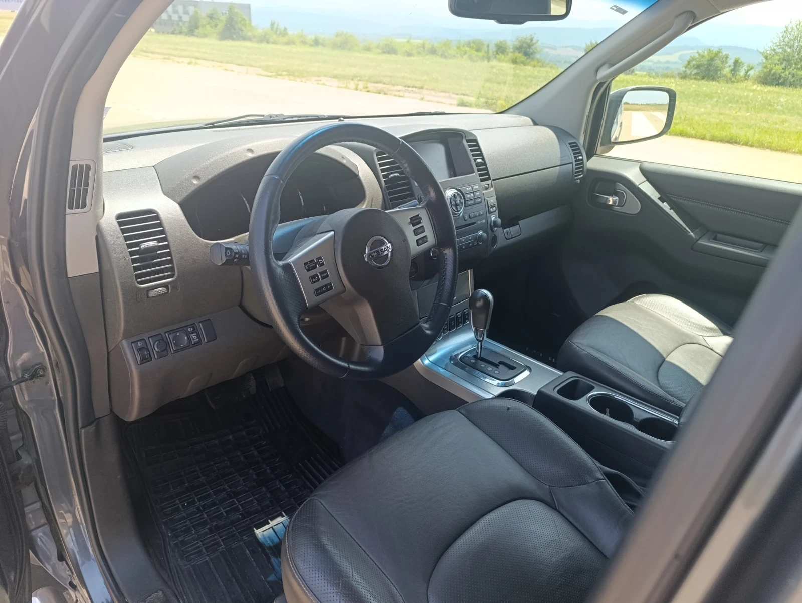 Nissan Navara 3.0 v6 Full, снимка 5 - Автомобили и джипове - 53940280