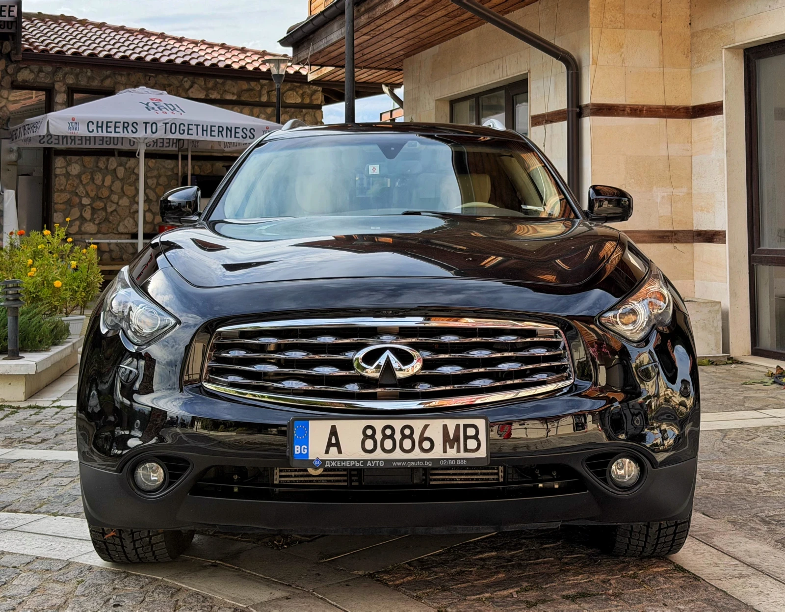 Infiniti Fx 30 d S * РЕАЛНИ КИЛОМЕТРИ* , снимка 2 - Автомобили и джипове - 56183823