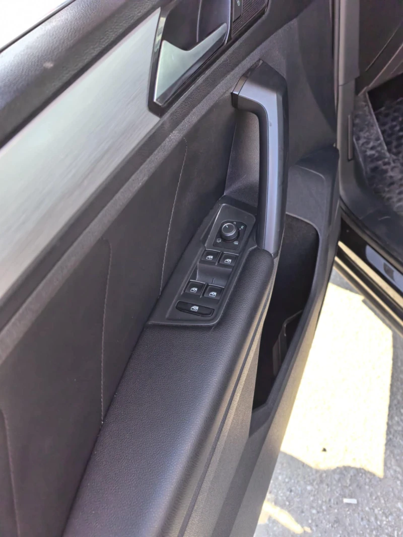 Ford Transit Custom 2.0tdci, снимка 8 - Бусове и автобуси - 51367798