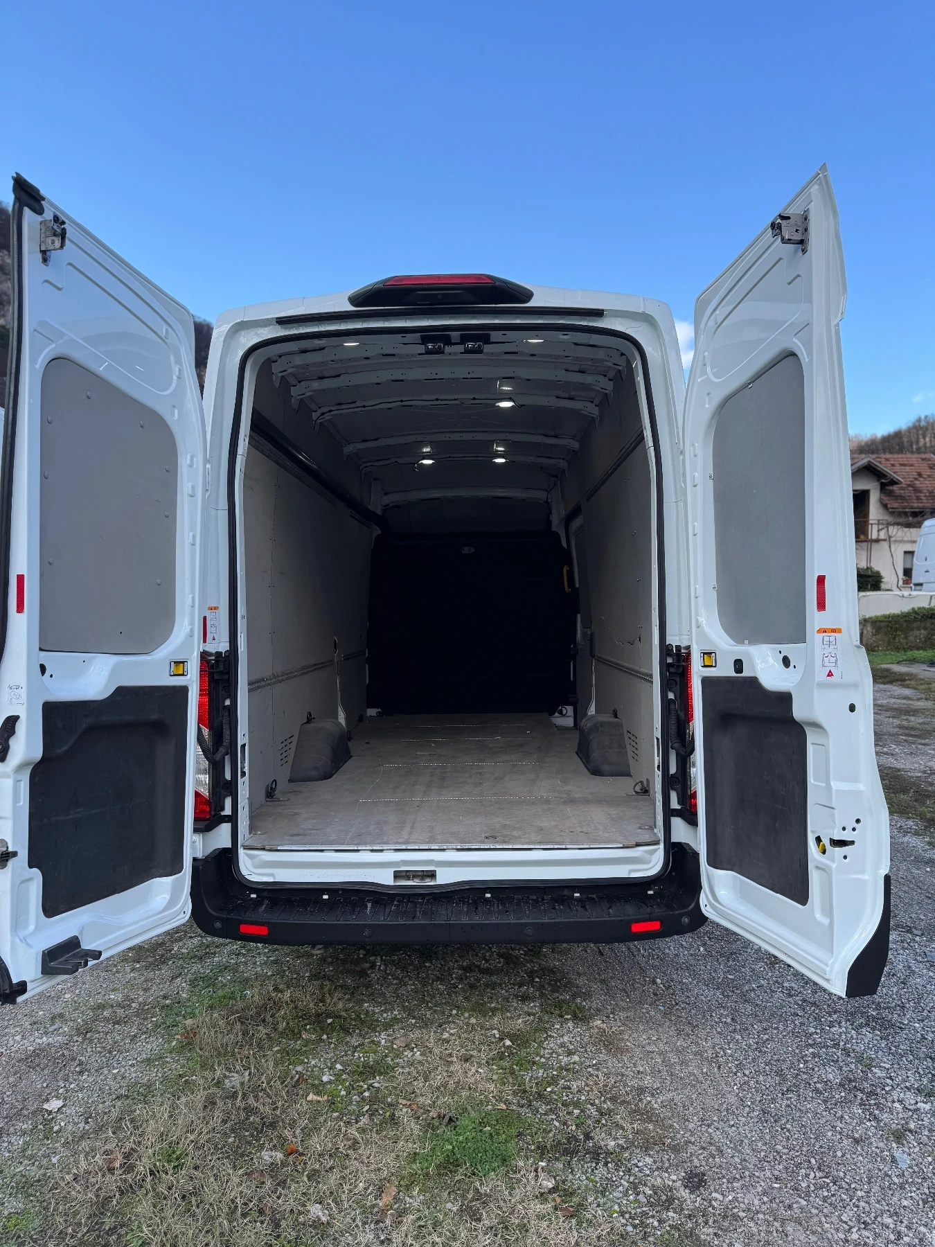 Ford Transit  - изображение 7