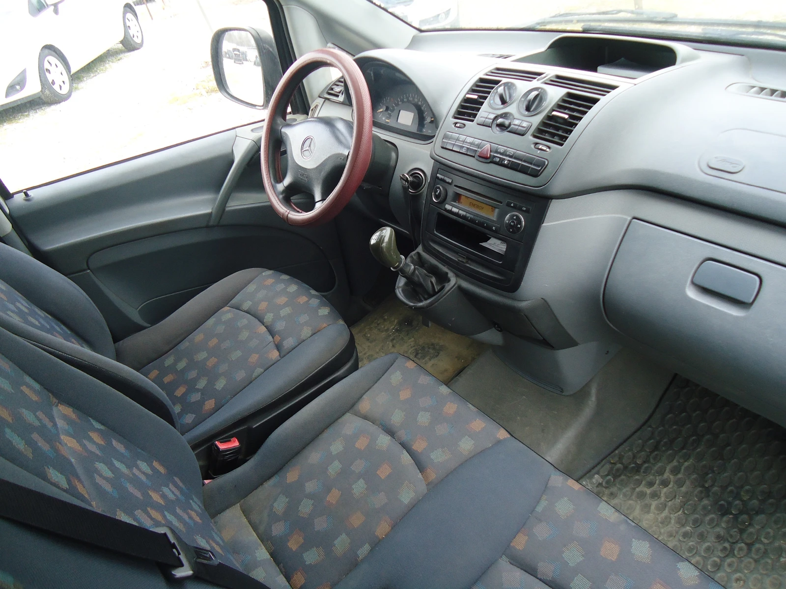 Mercedes-Benz Vito 111 CDI 6ck, снимка 9 - Бусове и автобуси - 53924080