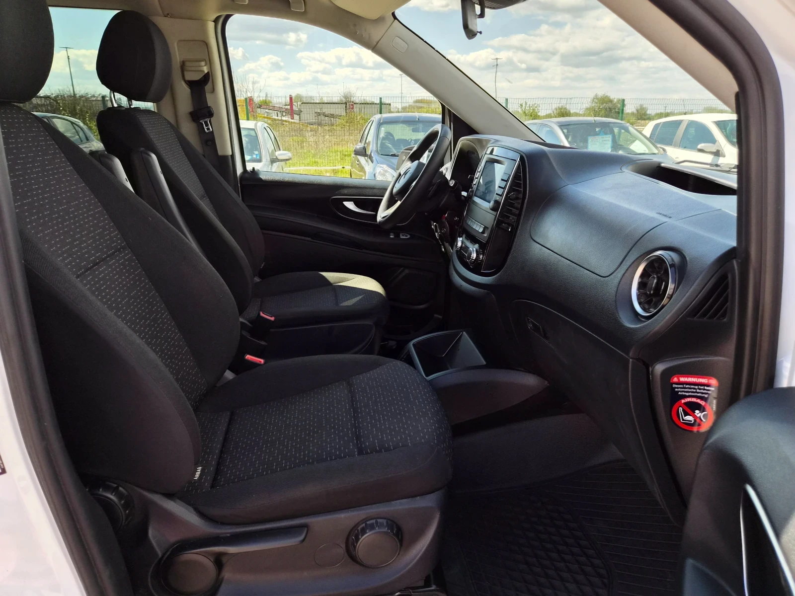 Mercedes-Benz Vito 2.0 D 136�� ��������� 2022 ������ ���� 6 | Mobile.bg � ����������� 11