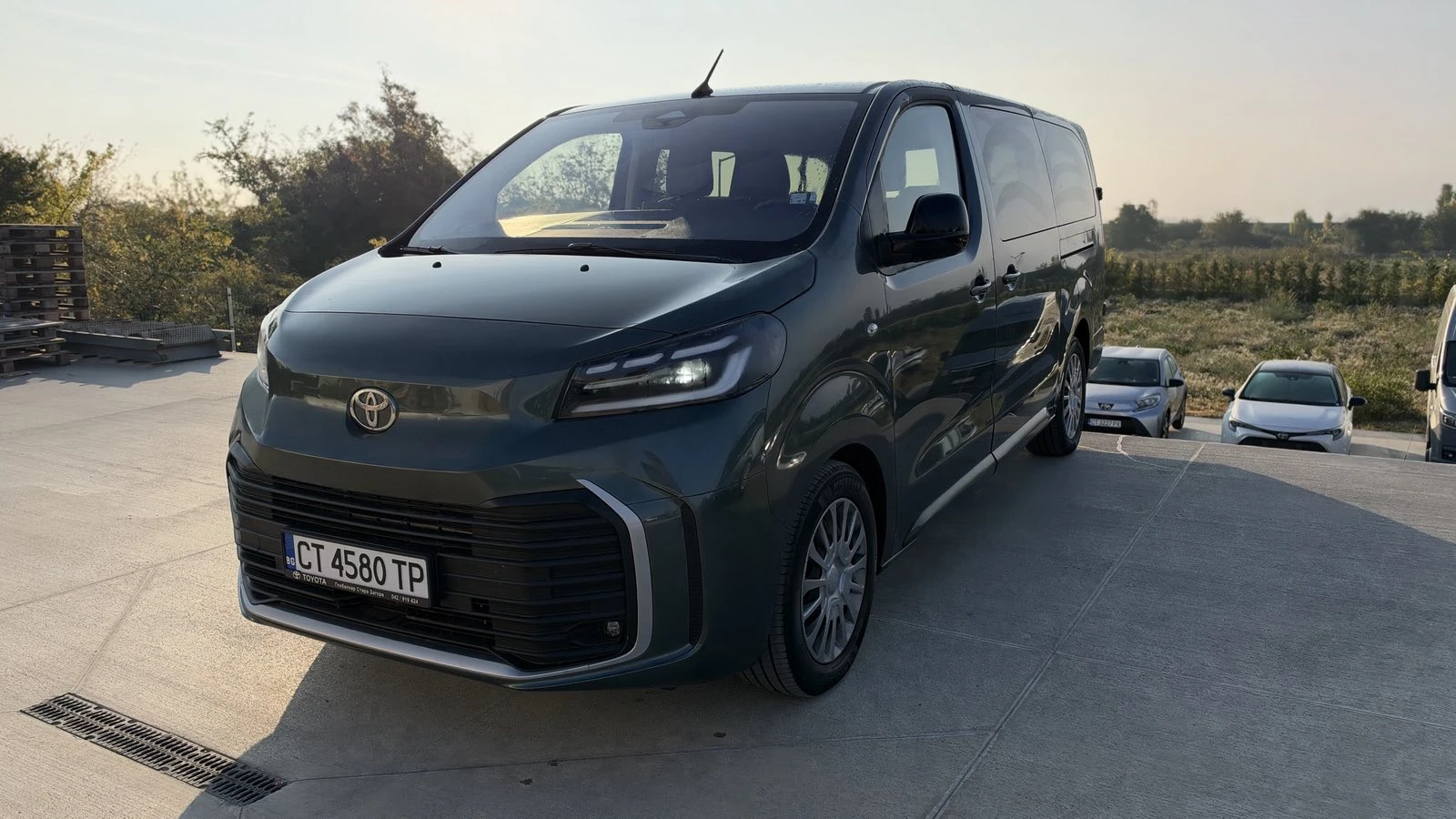 Toyota Proace VERSO 8+ 1, снимка 2 - Бусове и автобуси - 56590006