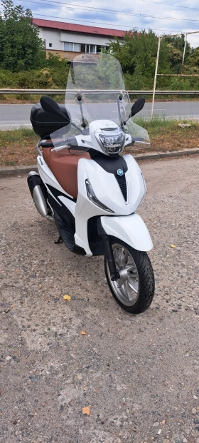Piaggio Beverly 300hpe като нов, снимка 8