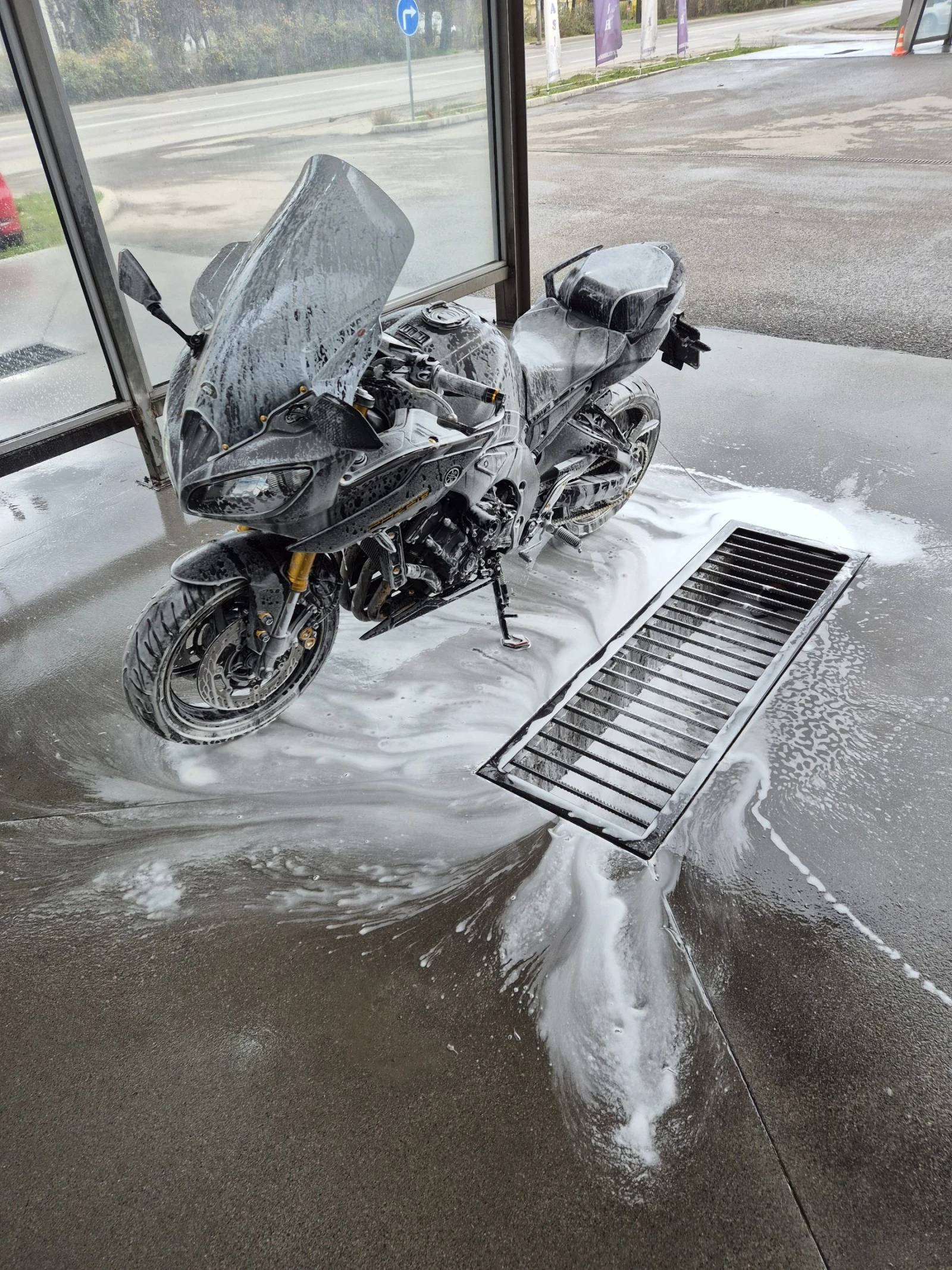 Yamaha FZ8  - изображение 9