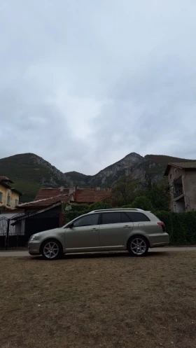 Toyota Avensis, снимка 1