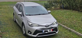 Обява за продажба на Toyota Avensis 1.8, камерс, key Less, безключово ~27 900 лв. - изображение 1