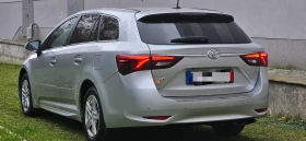 Обява за продажба на Toyota Avensis 1.8, камерс, key Less, безключово ~27 900 лв. - изображение 2