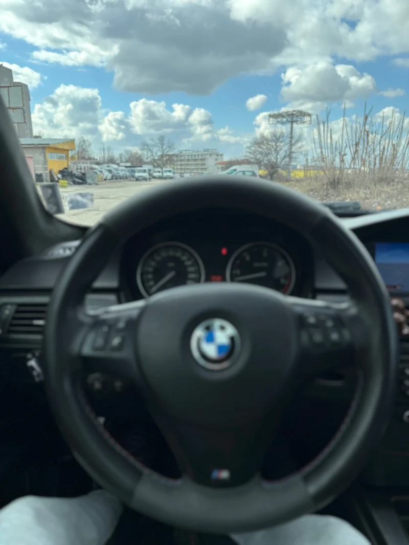 BMW 330, снимка 9 - Автомобили и джипове - 49344334