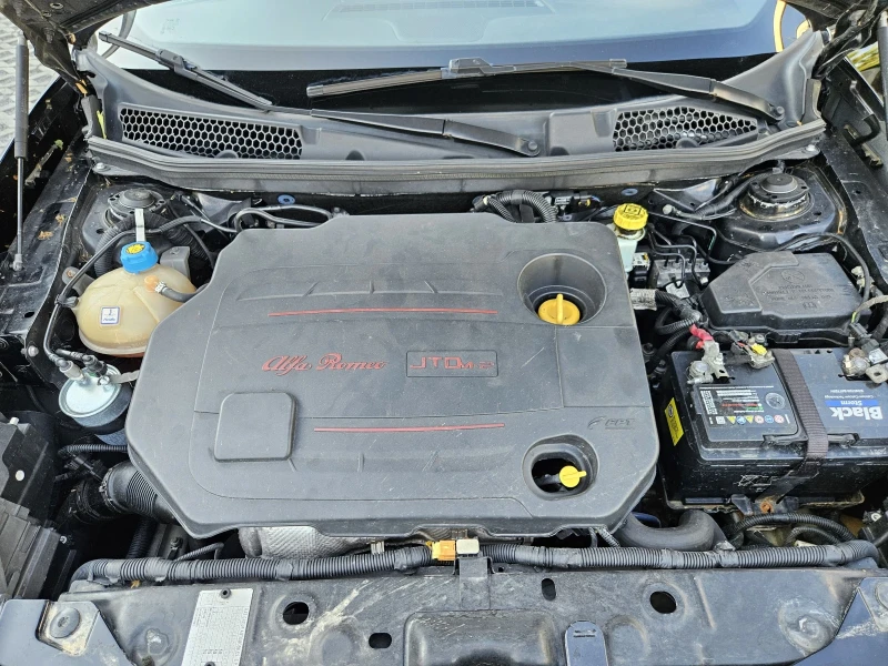 Alfa Romeo Giulietta 2.0JTDM-170кс= АВТОМАТ= BOSE= АВТОПИЛОТ= КЛИМАТРОН, снимка 17 - Автомобили и джипове - 50853776