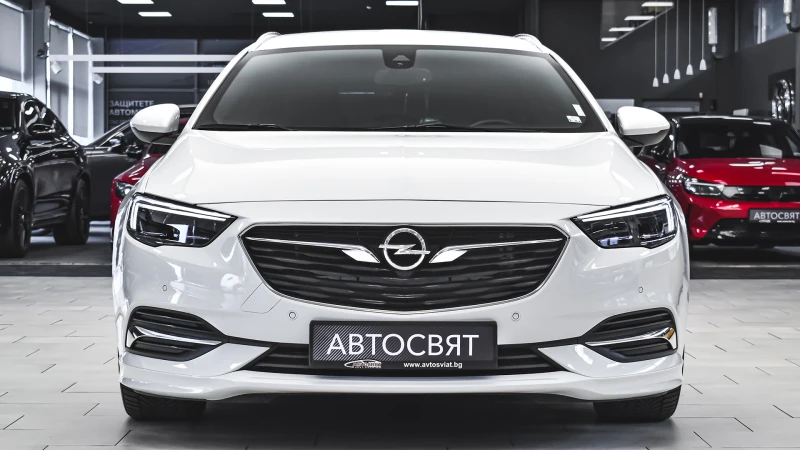 Opel Insignia Sports Tourer 2.0d OPC Line 4x4 Automatic, снимка 2 - Автомобили и джипове - 51498853