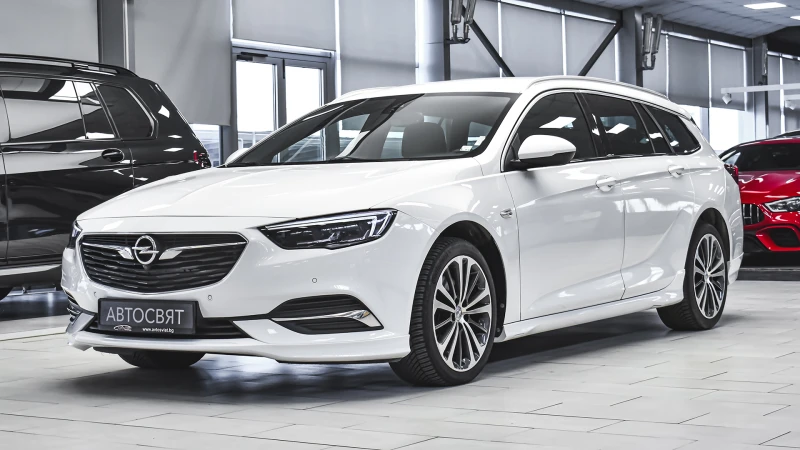 Opel Insignia Sports Tourer 2.0d OPC Line 4x4 Automatic, снимка 4 - Автомобили и джипове - 51498853