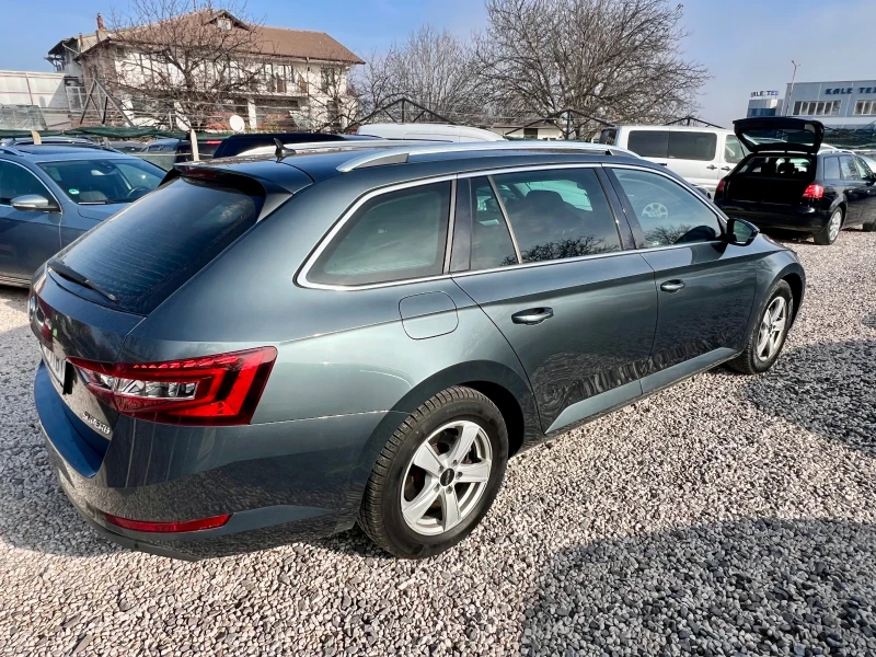 Skoda Superb, снимка 6 - Автомобили и джипове - 52825884