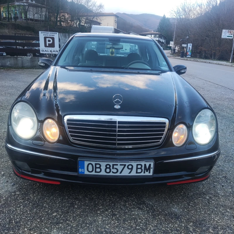 Mercedes-Benz E 220, снимка 6 - Автомобили и джипове - 53027749