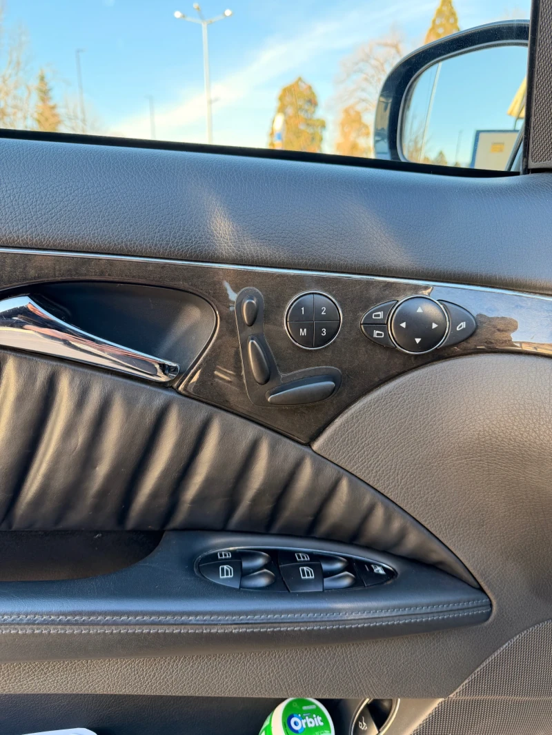 Mercedes-Benz E 320 Бензин 224 коня !!Топ!!, снимка 13 - Автомобили и джипове - 53469883