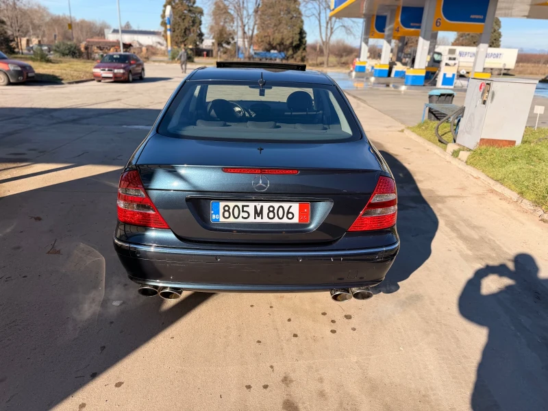 Mercedes-Benz E 320 Бензин 224 коня !!Топ!!, снимка 4 - Автомобили и джипове - 53469883