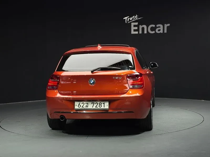 BMW 116, снимка 4 - Автомобили и джипове - 55348255