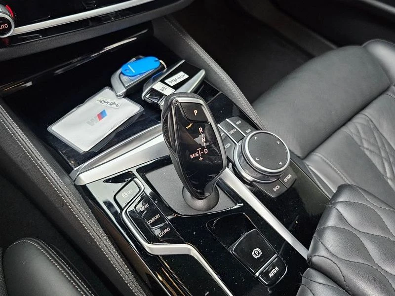 BMW 530 530i M Sport Package| 252к.с.| ВКЛ.ТЕХНОТЕСТ, снимка 8 - Автомобили и джипове - 55441725