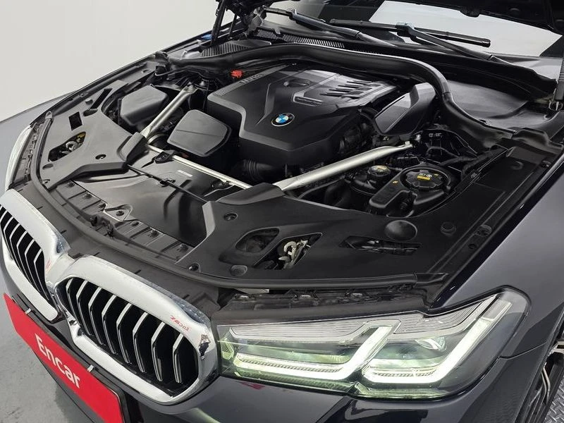 BMW 530 530i M Sport Package| 252к.с.| ВКЛ.ТЕХНОТЕСТ, снимка 5 - Автомобили и джипове - 55441725