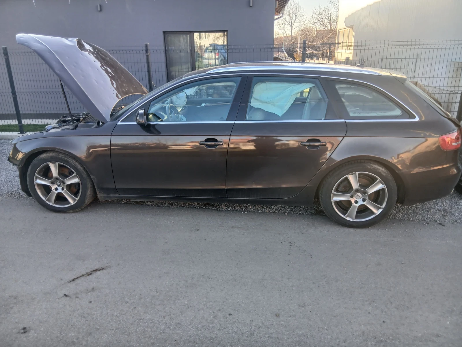 Audi A4 2тди, снимка 1