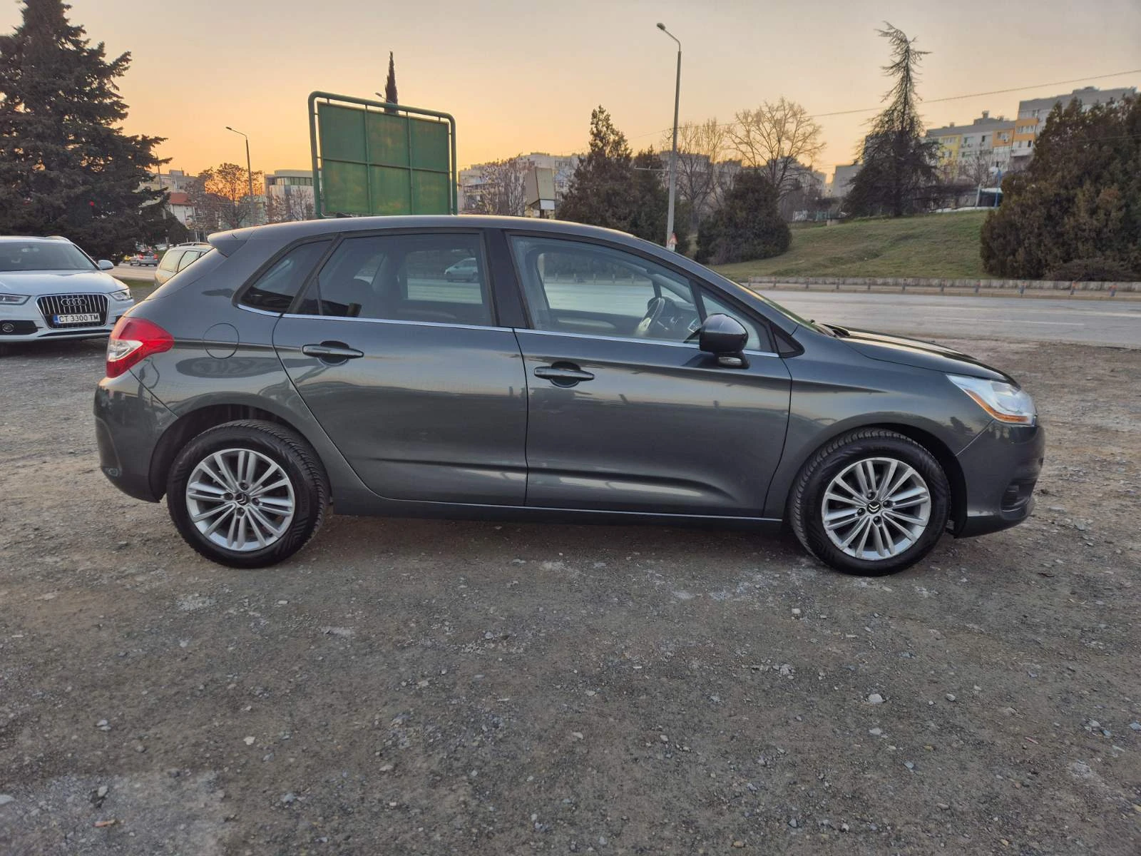 Citroen C4 1.6HDI 92кс - изображение 6