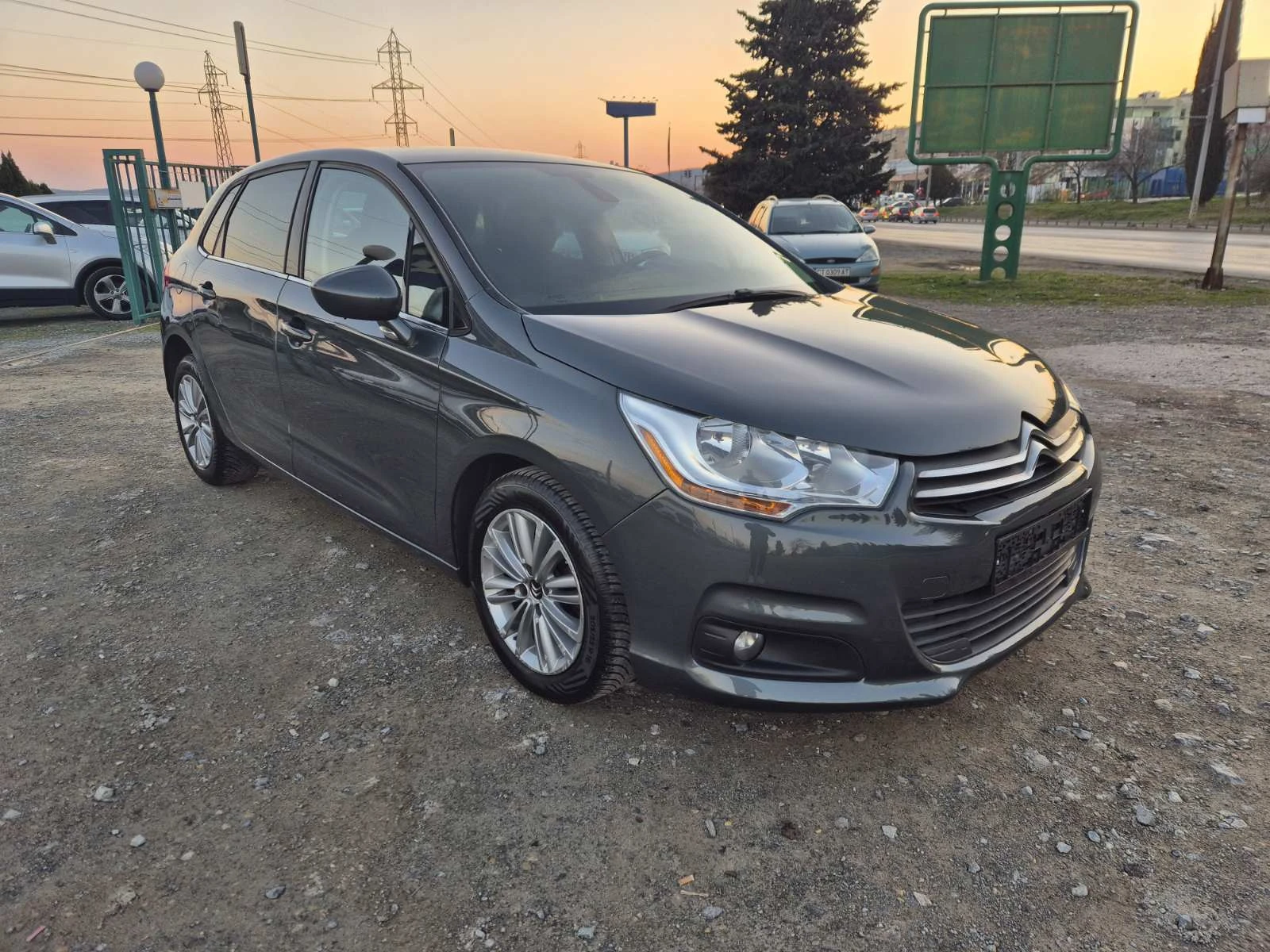 Citroen C4 1.6HDI 92кс - изображение 7