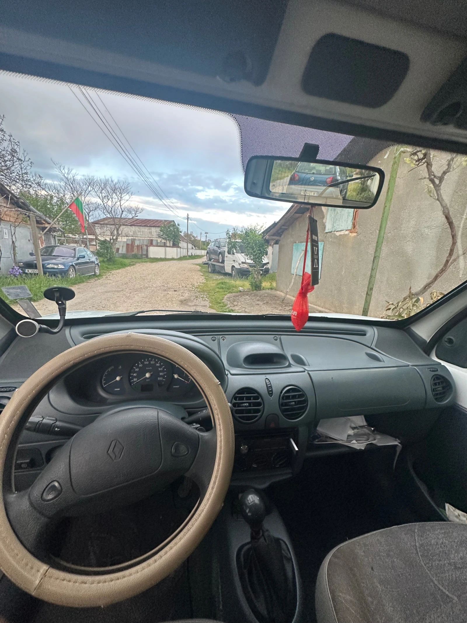 Renault Kangoo  - изображение 9