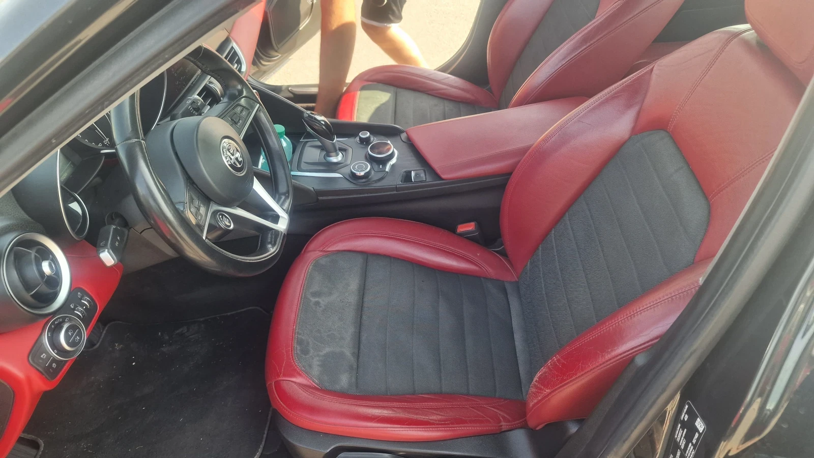 Alfa Romeo Giulia 2.2TD 180 AT8 - изображение 8