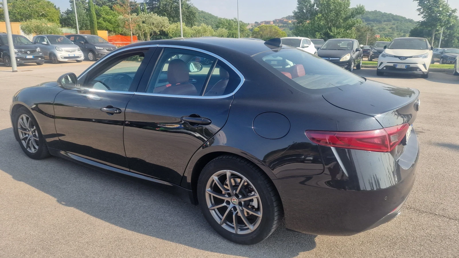 Alfa Romeo Giulia 2.2TD 180 AT8 - изображение 6