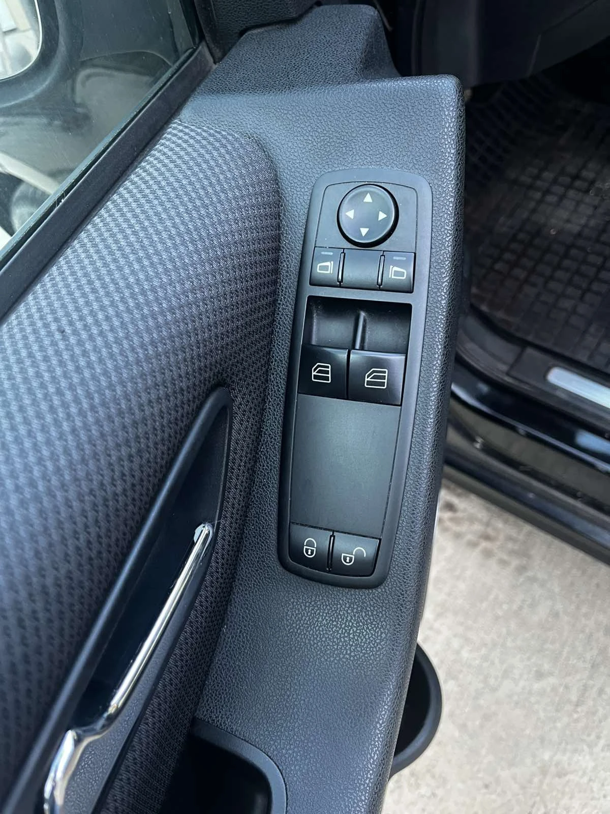 Mercedes-Benz A 160  - изображение 5