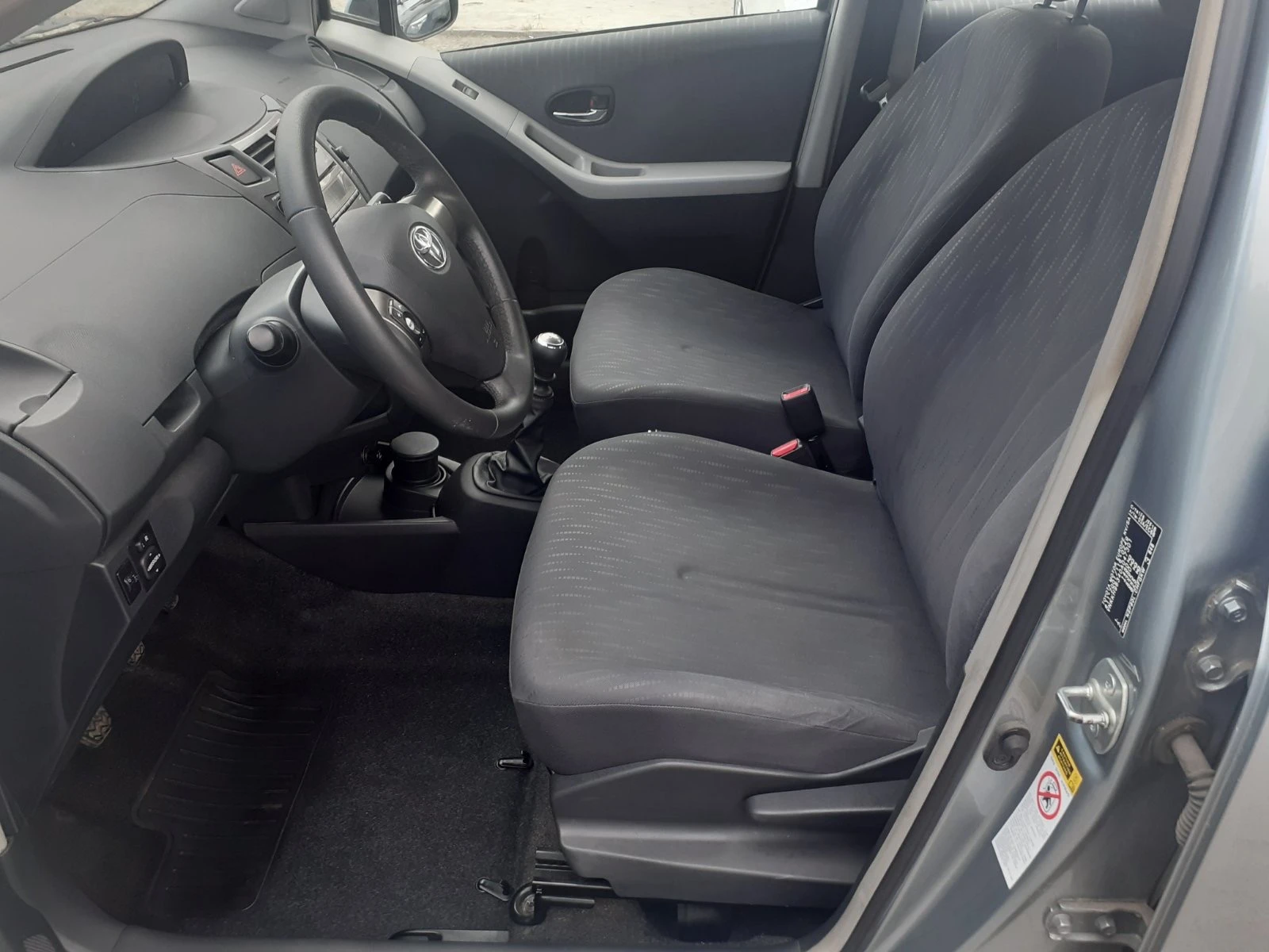 Toyota Yaris 1.33 VVT-I FACELIFT 6 CK              - изображение 9