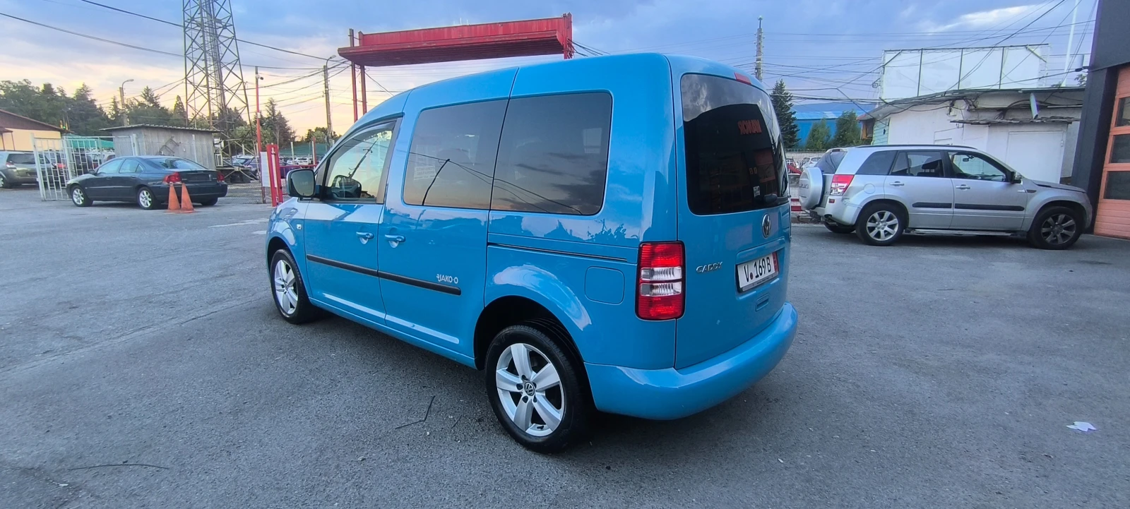 VW Caddy 1.2-105кс-газ.инж. - изображение 4