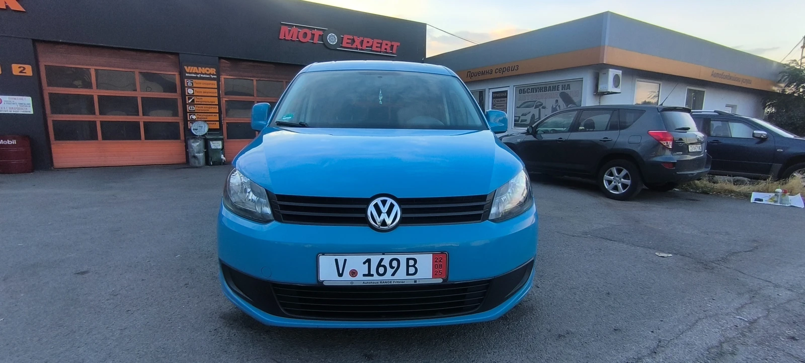 VW Caddy 1.2-105кс-газ.инж. - изображение 2