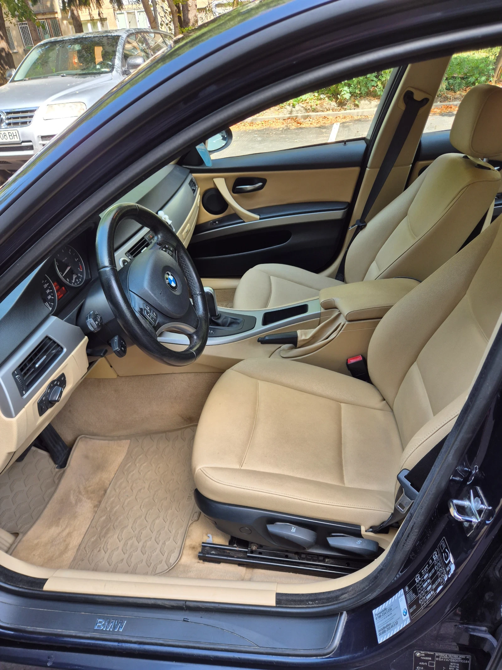 BMW 320  - изображение 4